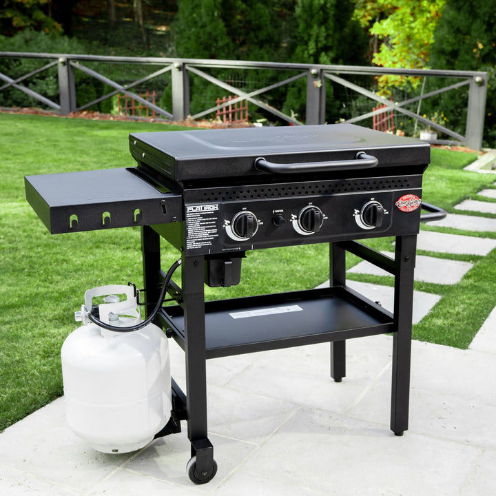 Char-Griller Flat Iron 3-Burner Outdoor Griddle GAS Grill with Lid in Black
