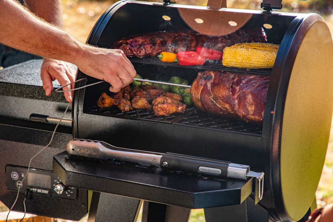 Pit Boss Pro 600-sq in Black Pellet Grill | PB600PS1
