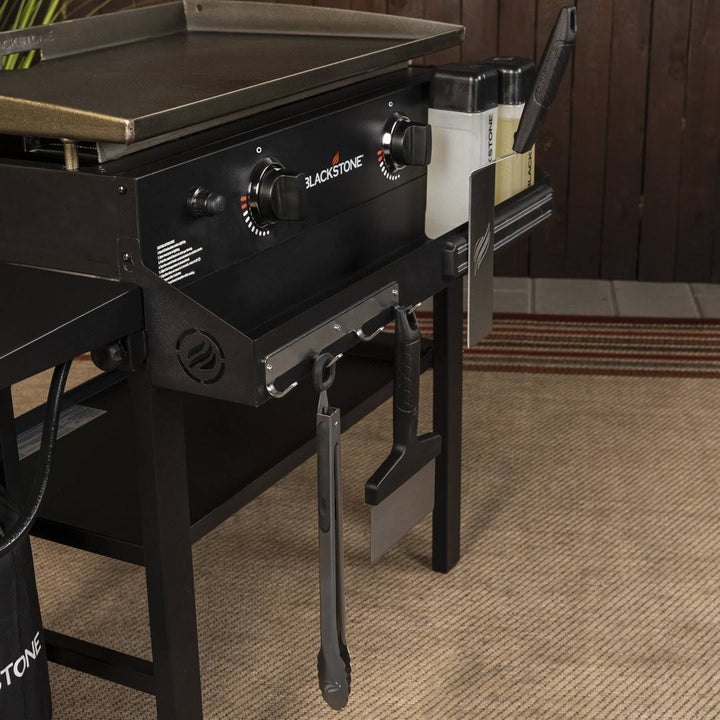 Blackstone Adventure Ready 2-Burner 28 inch Griddle Cooking